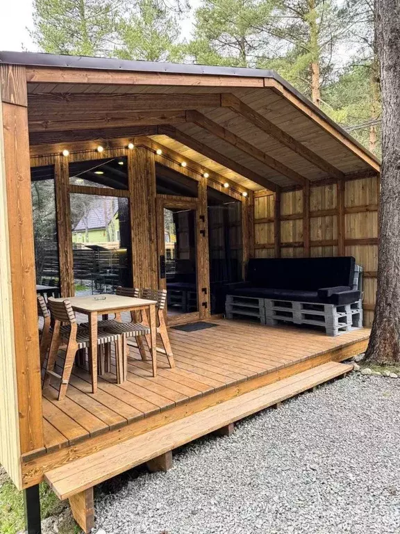 Дом в Карачаево-Черкесия, Зеленчукский район, с. Архыз ул. Лесная, 16 ... - Фото 1