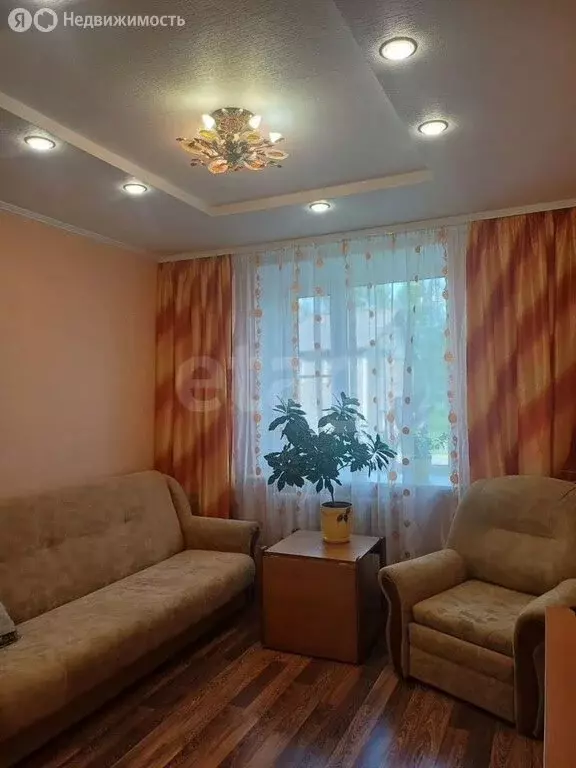 3-комнатная квартира: Сыктывкар, улица Серова, 46 (80.8 м) - Фото 1