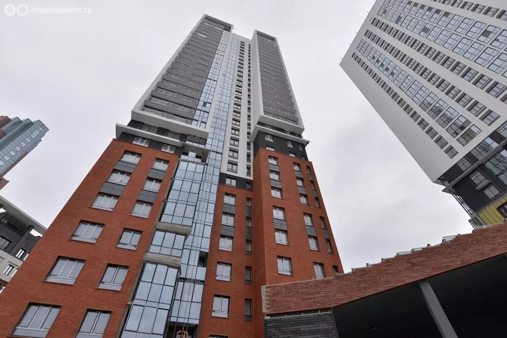 1-комнатная квартира: Екатеринбург, улица Азина, 31 (38.5 м) - Фото 1