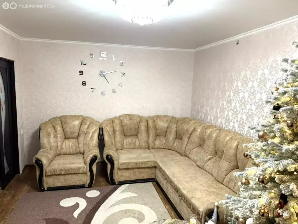 3-комнатная квартира: Петровка, квартал Егудина, 50 (66.4 м) - Фото 1