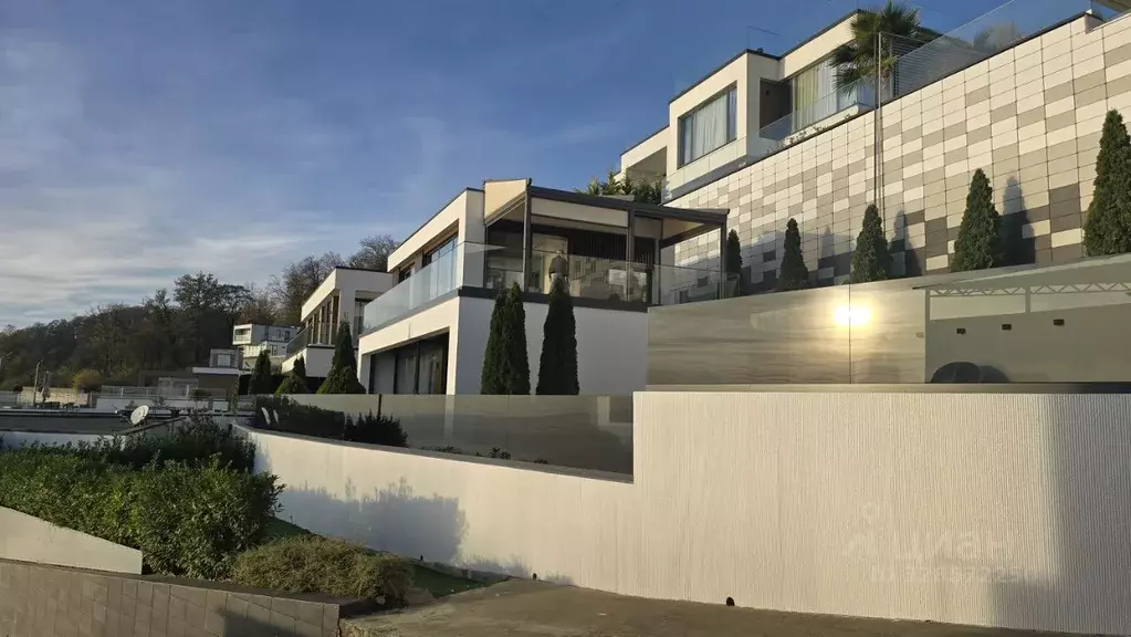 Дом в Краснодарский край, Сочи Звездная ул. (195 м) - Фото 1