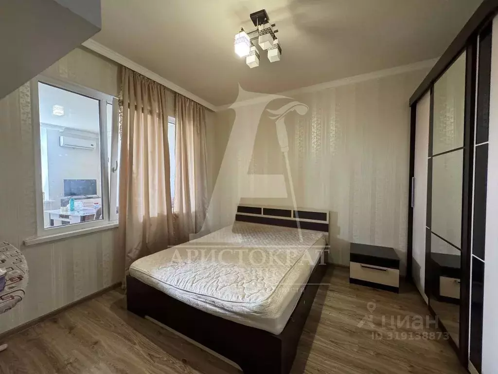2-к кв. Ставропольский край, Пятигорск ул. Орджоникидзе, 4 (56.2 м) - Фото 0