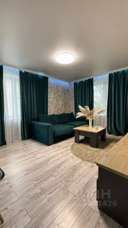 1-к кв. Карачаево-Черкесия, Черкесск Ставропольская ул., 20 (30.0 м) - Фото 1