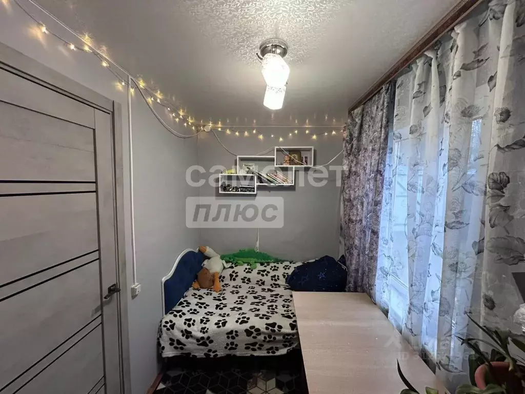 Дом в Брянская область, Навля рп ул. Заводская, 5 (69 м) - Фото 0