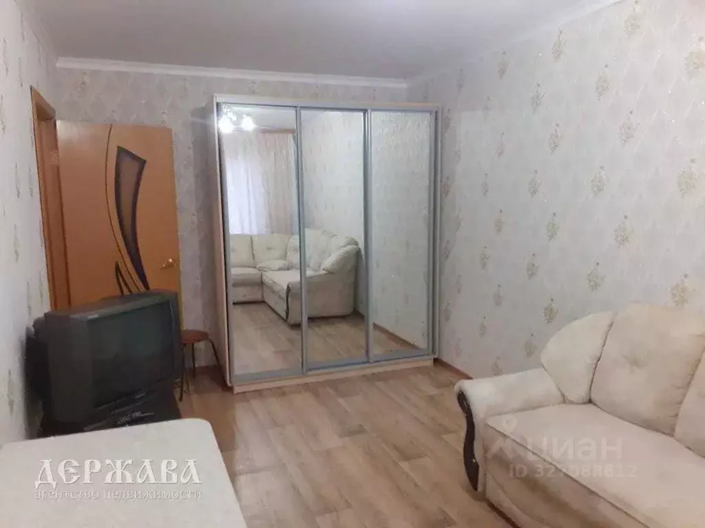 1-к кв. Белгородская область, Старый Оскол Ольминского мкр, 7 (39.0 м) - Фото 1