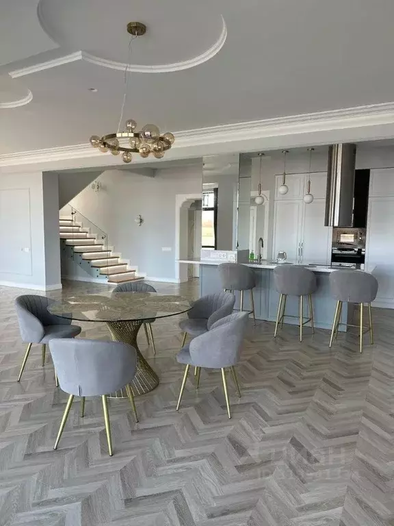 Дом в Алтайский край, Барнаул Правобережный тракт, 18 (250 м) - Фото 1