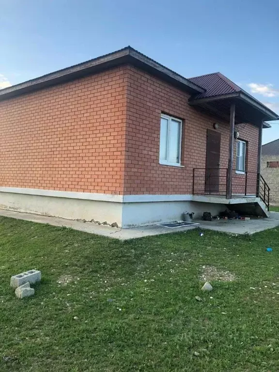 Дом в Дагестан, Новолакский район, с. Чапаево ул. 1-я Линия (54 м) - Фото 1