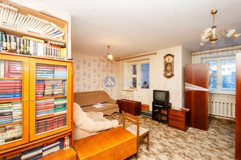 2-комнатная квартира: Тюмень, улица Космонавтов, 6к1 (66.7 м) - Фото 1