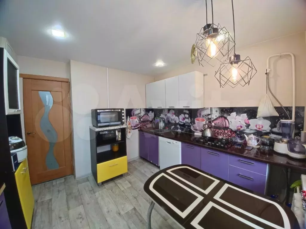 3-к. квартира, 75 м, 4/4 эт. - Фото 0