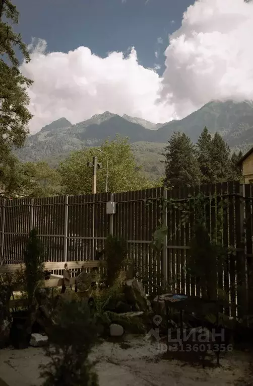 Дом в Краснодарский край, Сочи Красная Поляна пгт, ул. Защитников ... - Фото 2