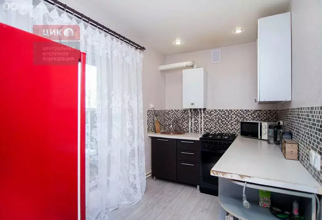 1-комнатная квартира: Рыбное, Крымская улица, 17 (31 м) - Фото 2