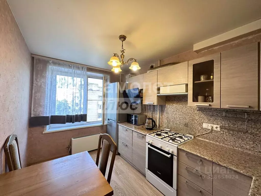 2-к кв. Москва Сиреневый бул., 63 (47.7 м) - Фото 0