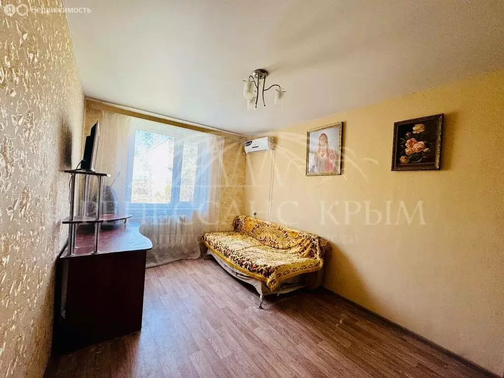 3-комнатная квартира: Севастополь, улица Челнокова, 39 (77 м) - Фото 1