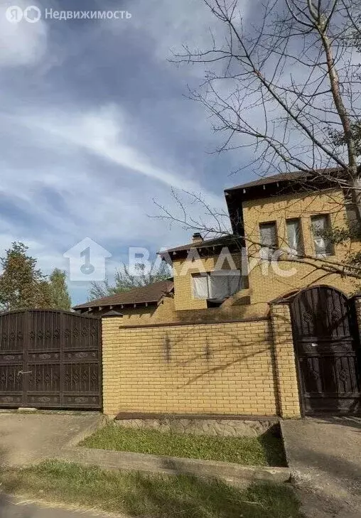 Дом в деревня Ленино, Живописная улица, 18 (320 м) - Фото 1