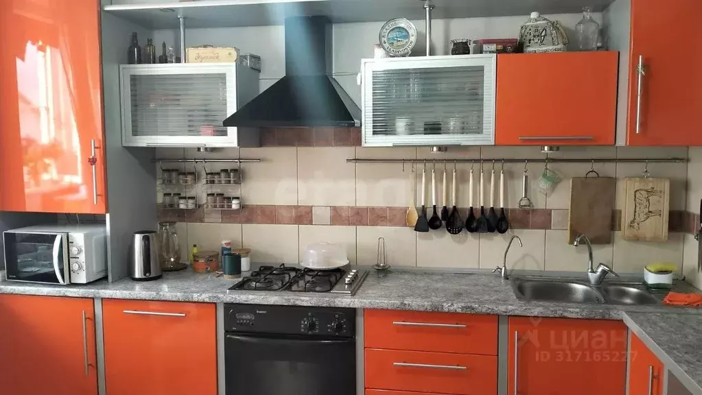 2-к кв. Калининградская область, Калининград ул. Виктора Гакуна, 10 ... - Фото 0