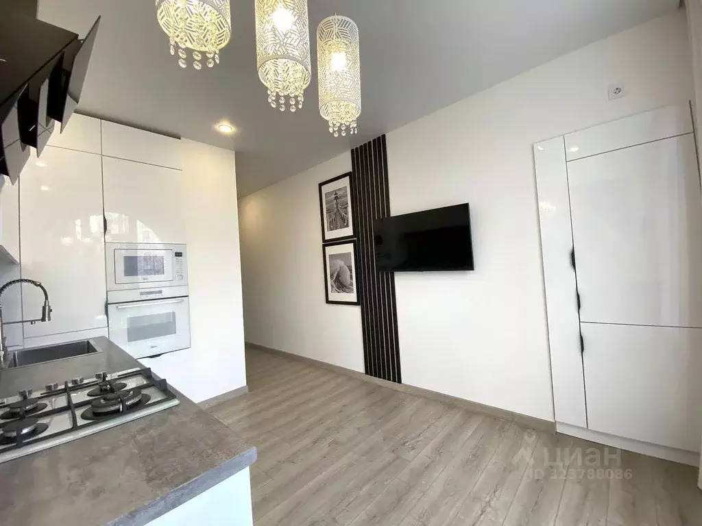 2-к кв. Севастополь просп. Античный, 5/4 (60.0 м) - Фото 2