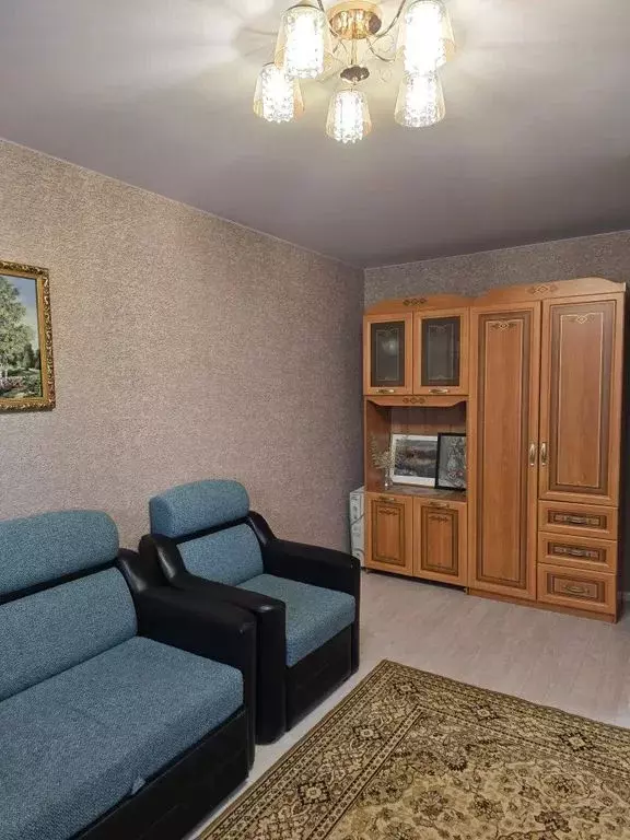 2-к кв. Волгоградская область, Камышин 4-й мкр, 43 (48.0 м) - Фото 1