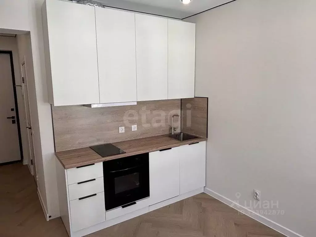 Студия Тюменская область, Тюмень ул. Газовиков, 38к2 (20.4 м) - Фото 1