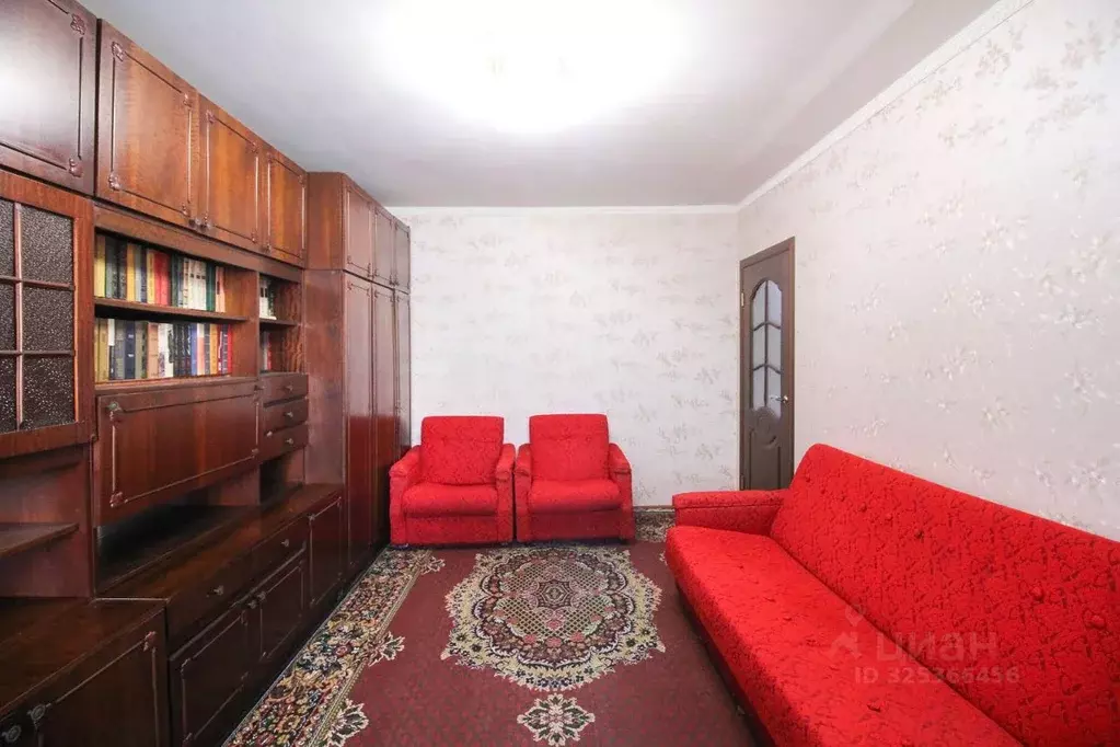 2-к кв. Алтайский край, Барнаул Молодежная ул., 68А (48.7 м) - Фото 1