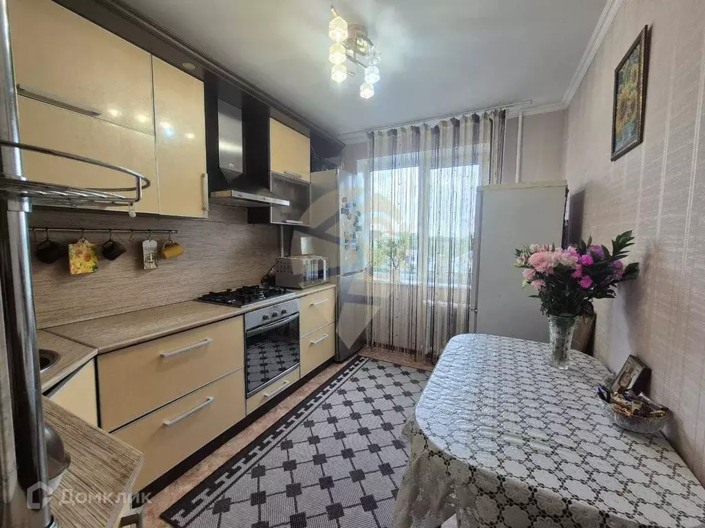 Продаётся 4-к квартира, 72.8 м - Фото 1