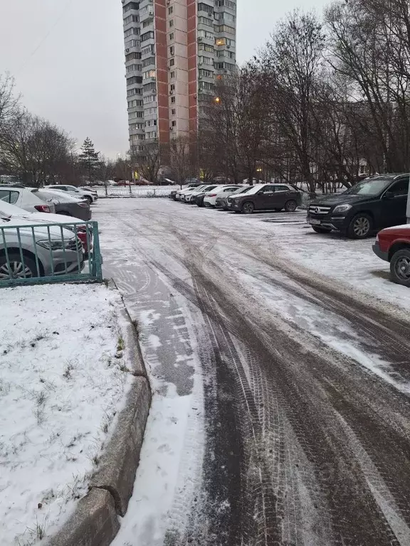 Гараж в Москва 18-й мкр,  (15 м) - Фото 1