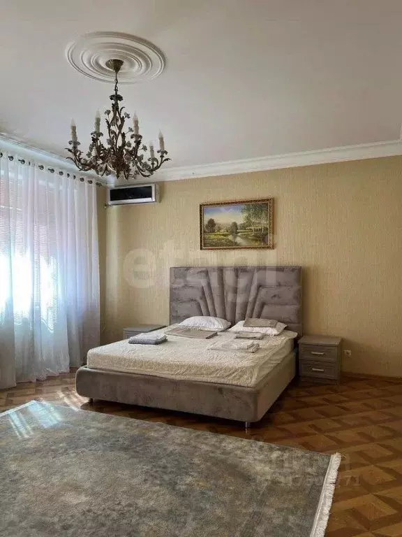3-к кв. Дагестан, Махачкала ул. Генерала Омарова, 39 (105.0 м) - Фото 0