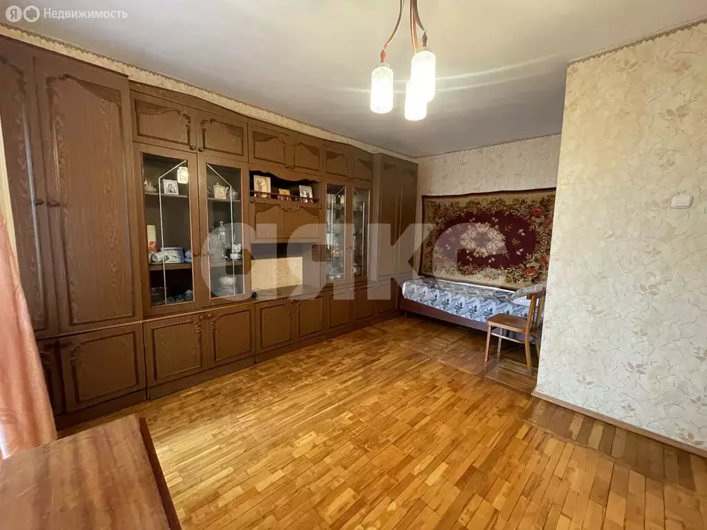 Квартира-студия: Майкоп, улица Коммунаров, 13 (31.7 м) - Фото 1