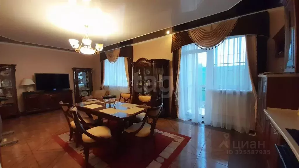 Таунхаус в Орловская область, Орел Выставочная ул., 11/1 (253 м) - Фото 2