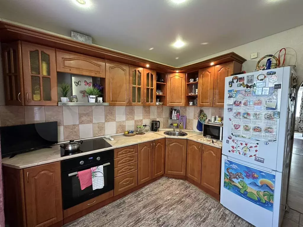 3-к. квартира, 70 м, 2/9 эт. - Фото 1