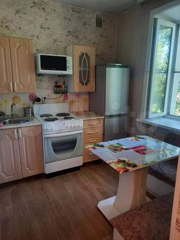 2-к. квартира, 45 м, 4/4 эт. - Фото 0