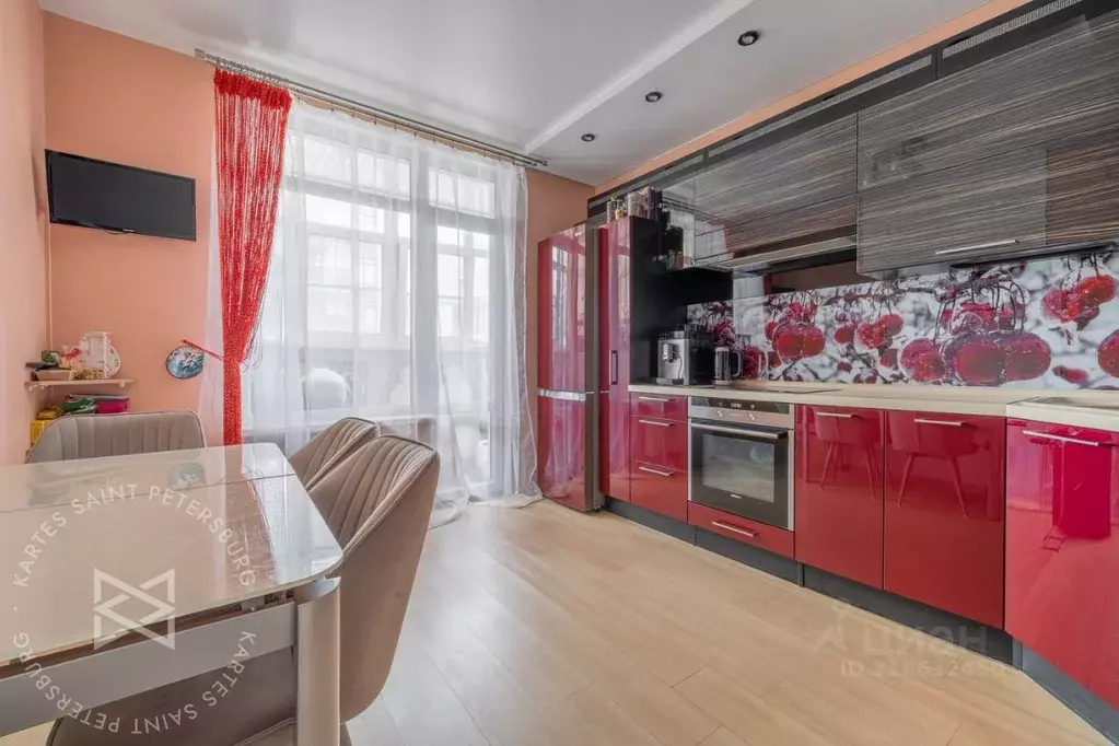 2-к кв. Санкт-Петербург ул. Адмирала Черокова, 18к3 (66.4 м) - Фото 1