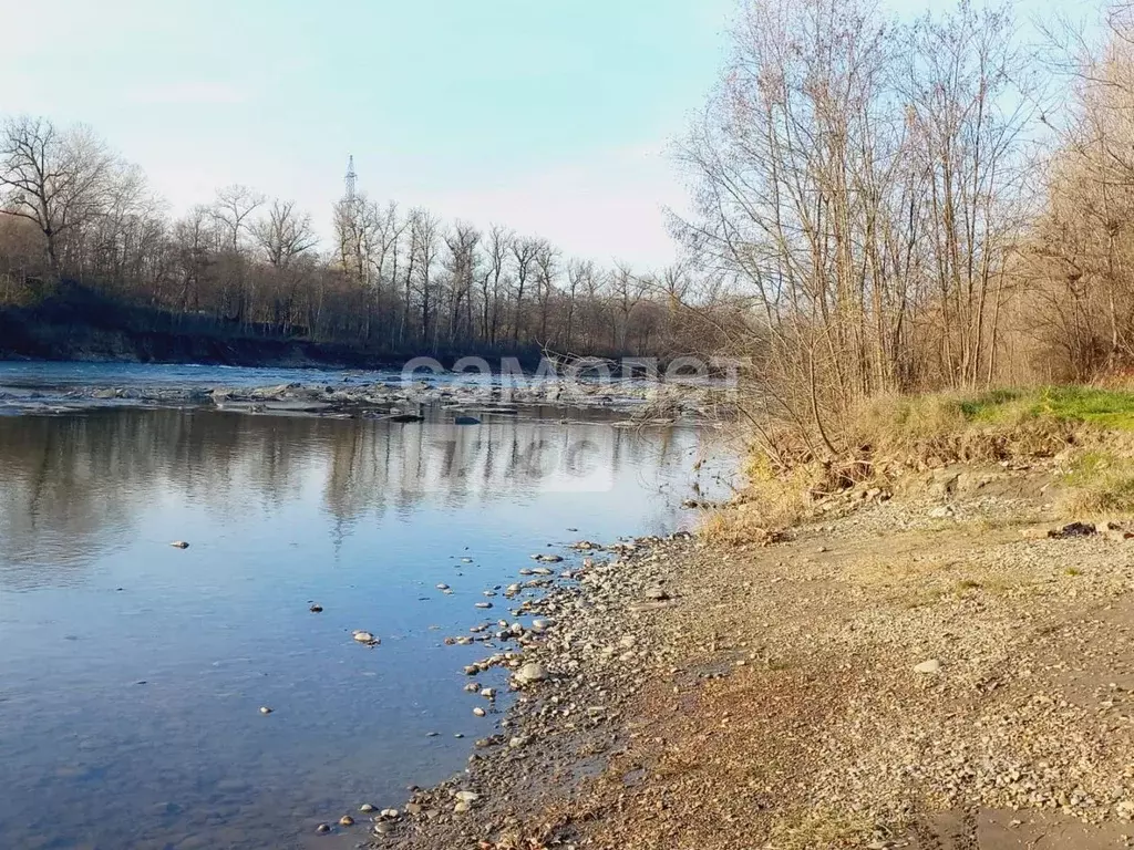 Участок в Адыгея, Майкоп Дружба ДНТ, ул. Набережная (4.0 сот.) - Фото 1