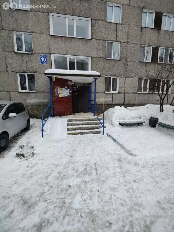 3-комнатная квартира: Новосибирск, улица Шмидта, 10 (54 м) - Фото 0