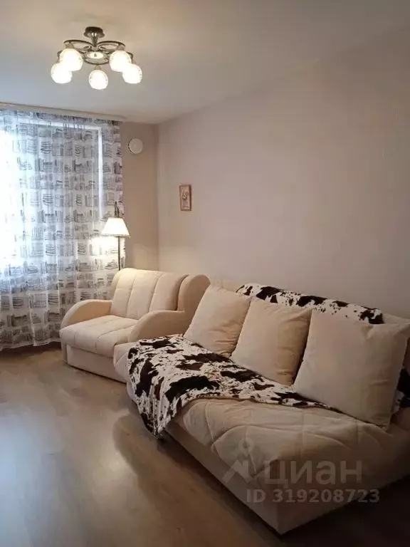 1-к кв. Свердловская область, Екатеринбург пер. Утренний, 7 (32.0 м) - Фото 0