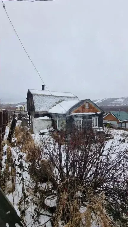 Дом в Камчатский край, Петропавловск-Камчатский ул. Суворова (110 м) - Фото 1