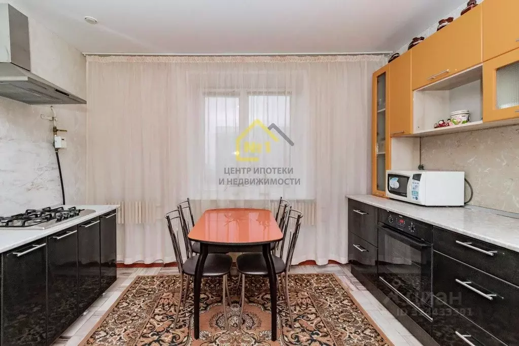 3-к кв. Челябинская область, Челябинск ул. Громова, 5А (94.7 м) - Фото 1