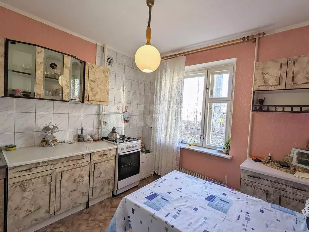 2-к кв. Коми, Сыктывкар Тентюковская ул., 121 (50.7 м) - Фото 1