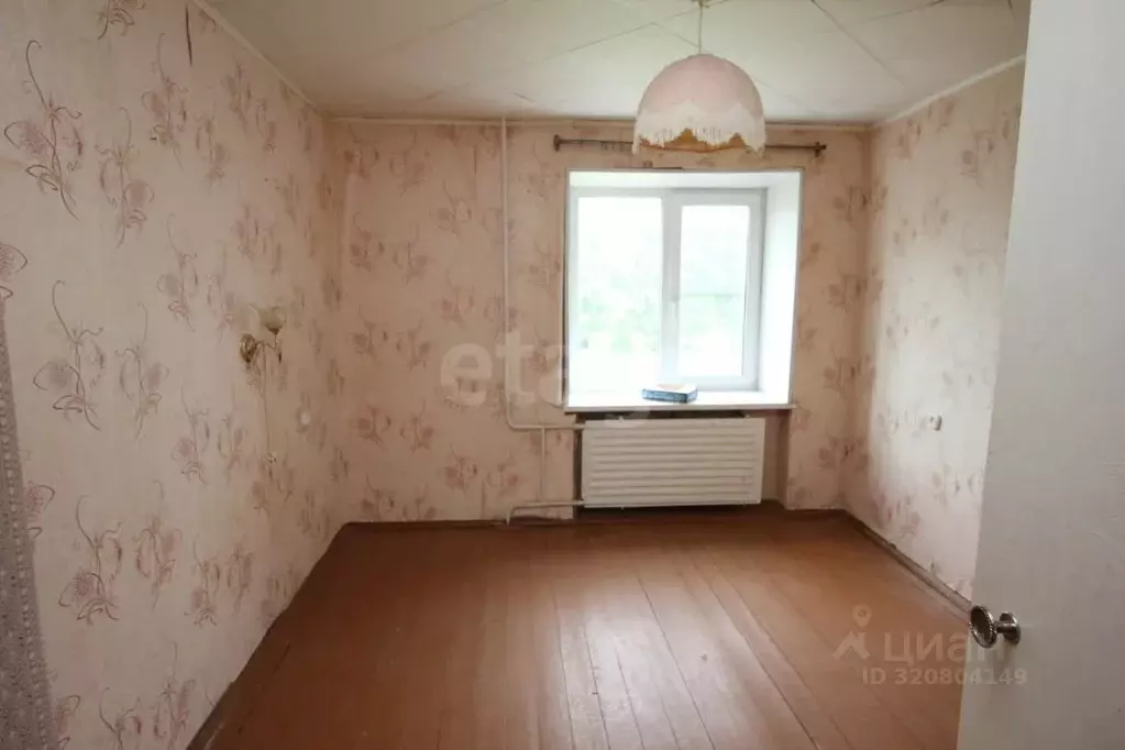 3-к кв. Вологодская область, Шекснинский муниципальный округ, д. ... - Фото 1