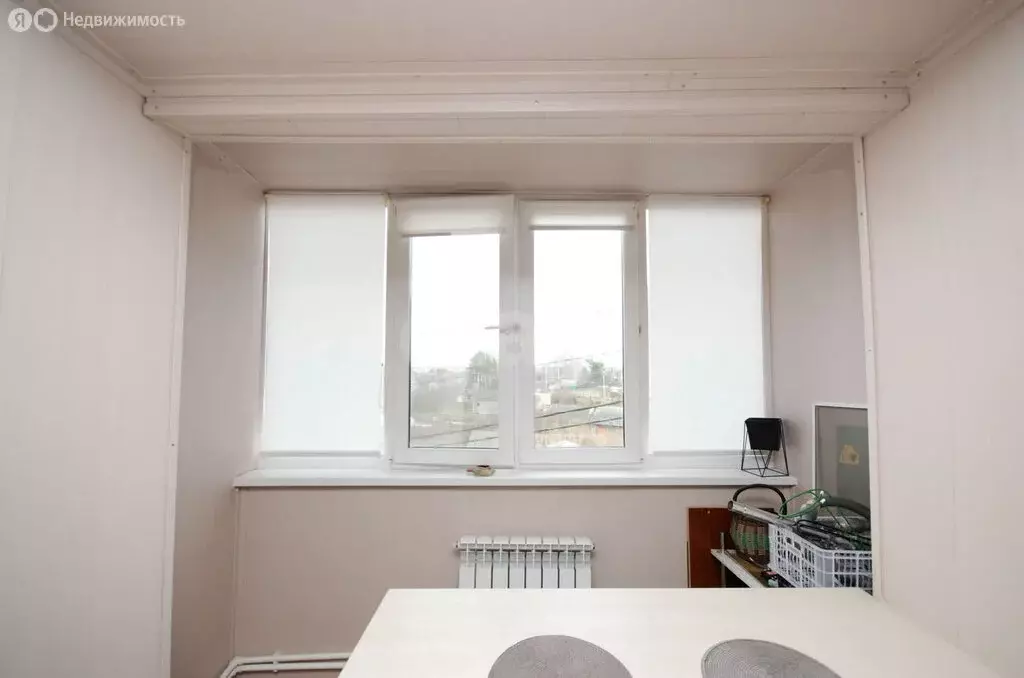 3-комнатная квартира: Ялуторовск, улица Ентальцева, 18 (70.3 м) - Фото 2