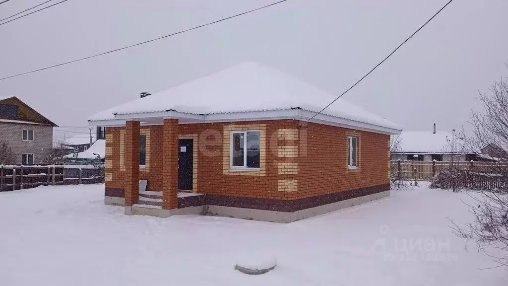 Дом в Башкортостан, Уфимский район, Зубовский сельсовет, с. Зубово ул. ... - Фото 2