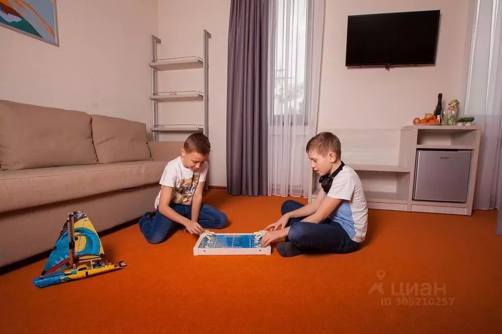 Комната Севастополь ул. Репина, 4 (55.0 м) - Фото 2
