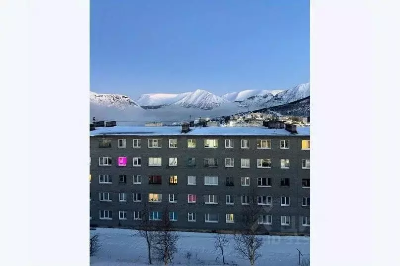 2-к кв. Мурманская область, Кировск ул. 50 лет Октября, 5 (43.0 м) - Фото 2