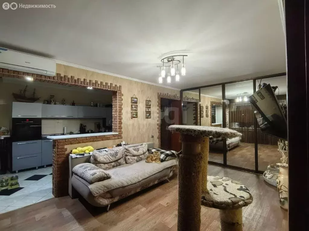 4-комнатная квартира: Ачинск, 4-й микрорайон, 10 (59.2 м) - Фото 2