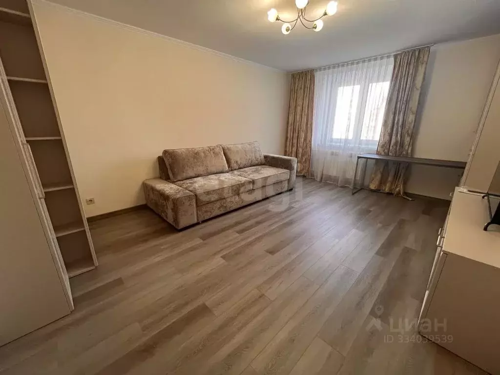 3-к кв. Татарстан, Казань ул. 2-я Азинская, 1Г (82.0 м) - Фото 1