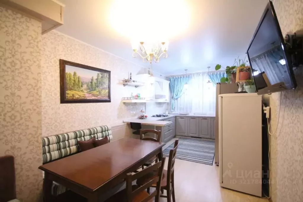 1-к кв. Ямало-Ненецкий АО, Новый Уренгой Оптимистов мкр, 10/1 (56.7 м) - Фото 2