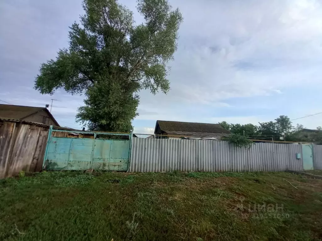 Дом в Оренбургская область, Тоцкий район, Свердловский сельсовет, пос. ... - Фото 0