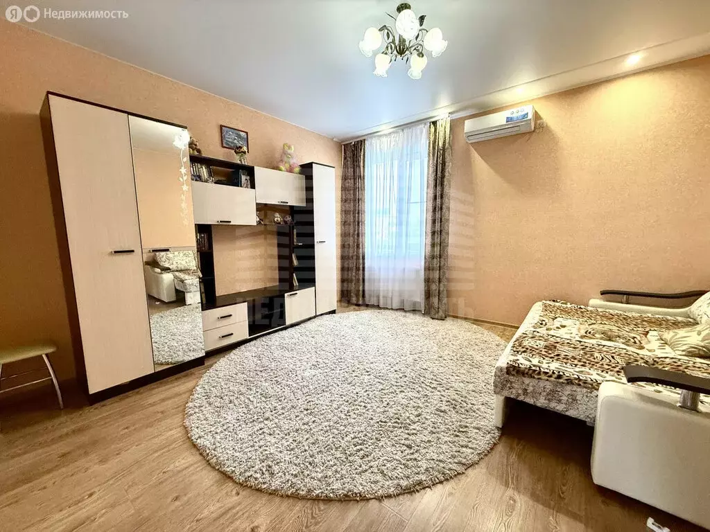 1-комнатная квартира: Таганрог, улица Нестерова, 25 (45 м) - Фото 1