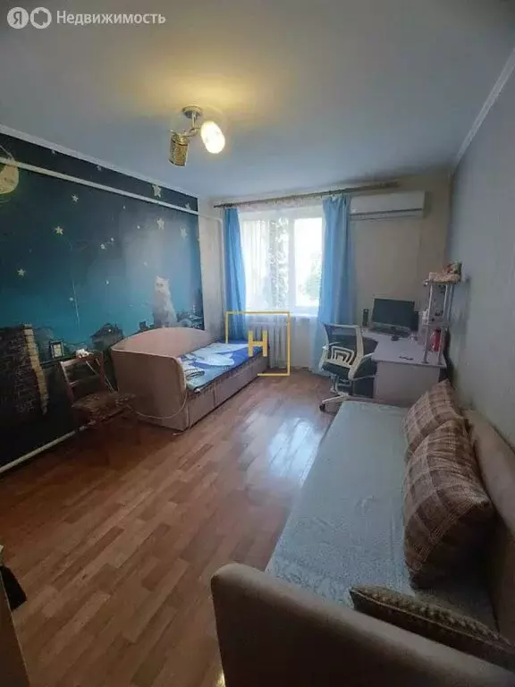 2-комнатная квартира: Уютное, улица Кирова, 5 (52.3 м) - Фото 1