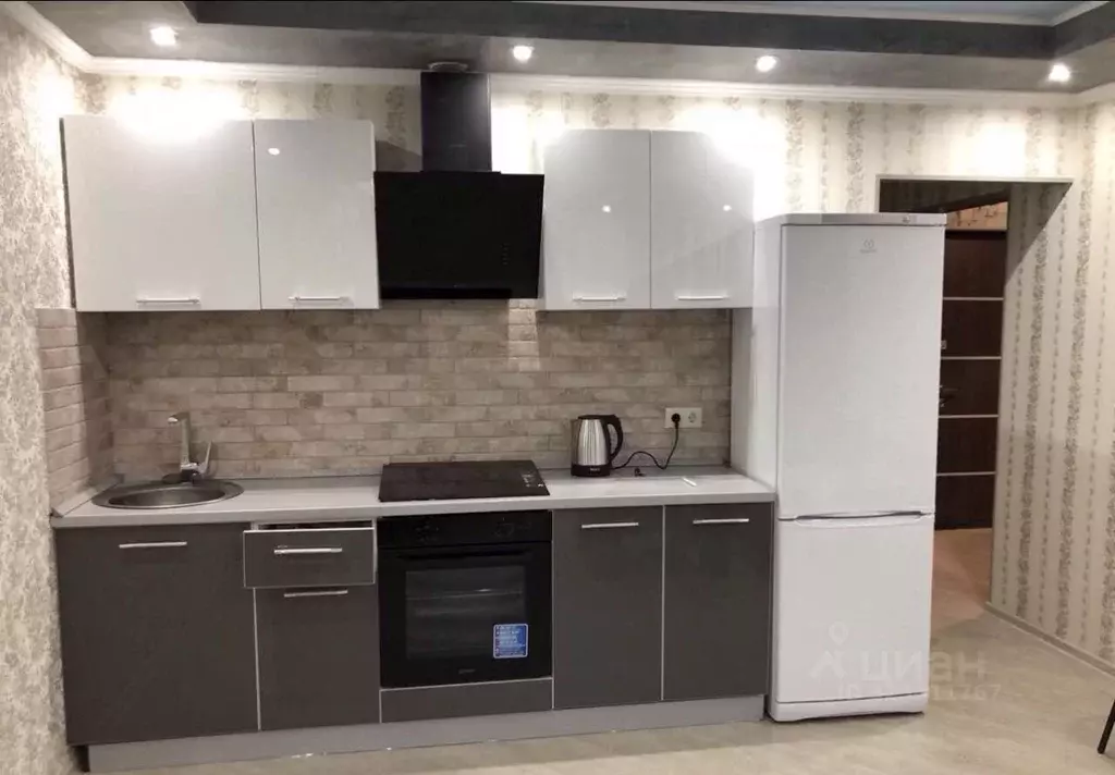 1-к кв. Московская область, Домодедово Южный мкр, ул. Курыжова, 30 ... - Фото 1