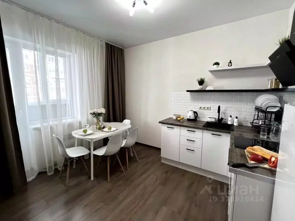 2-к кв. Краснодарский край, Краснодар Кореновская ул., 57к1 (40.0 м) - Фото 1